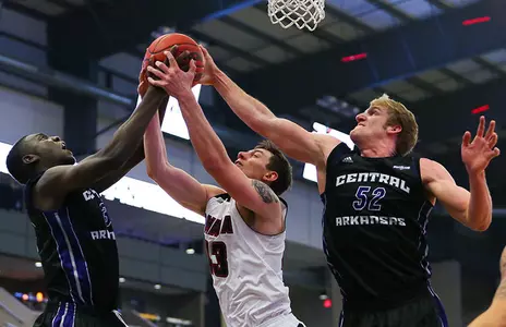 Omaha Set for Showdown With Huskers - Omaha Athletics