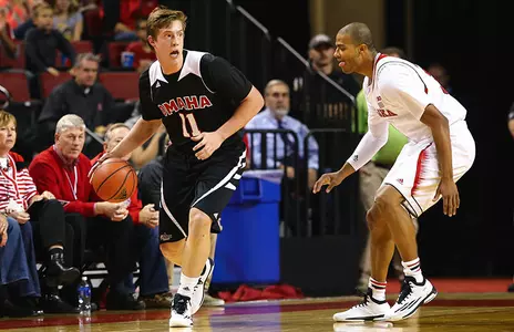 Mavs Ready for Road Challenge at K-State - Omaha Athletics