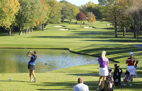 Women's Golf Signs Three - Omaha Athletics