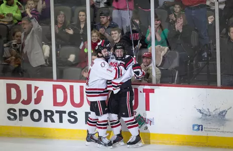 Get Your Tickets for Mavs/Pioneers Playoff Hockey - Omaha Athletics