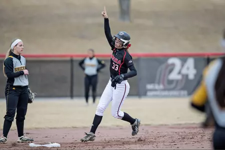 Lutmer's Walkoff Single Lifts Mavs Past Shockers - Omaha Athletics