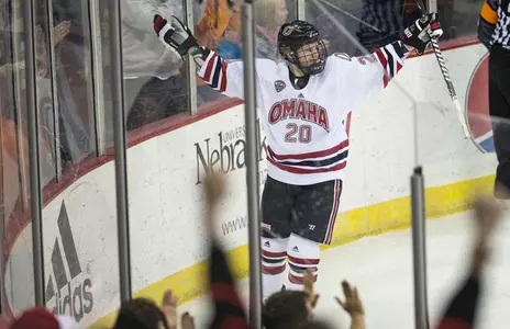 Mavericks Wrap Regular Season at No. 19 UMD - Omaha Athletics