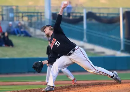 Omaha Squares Off With Creighton On Tuesday - Omaha Athletics