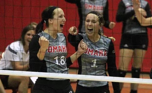 Mavericks Take Off for Billiken Invitational - Omaha Athletics