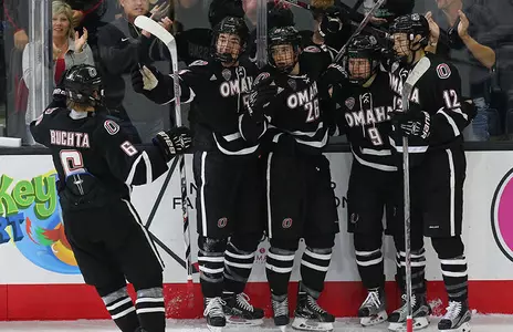 Mavericks Hold Position In Polls - Omaha Athletics