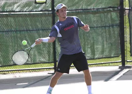 Men's Tennis Wins 4-3 at North Dakota - Omaha Athletics