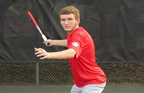Maverick Recruit Named to Hot 100 - Omaha Athletics