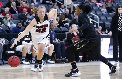 Shaw, Davenport Lead Mavericks to Win in Home Opener - Omaha Athletics