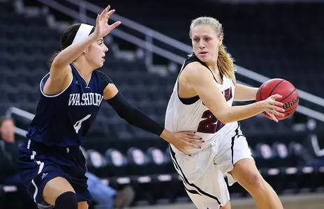 Mavericks Fall to Ichabods in Exhibition, 61-56 - Omaha Athletics