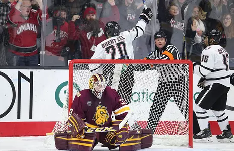 Mavericks Inch Up In Weekly Polls - Omaha Athletics