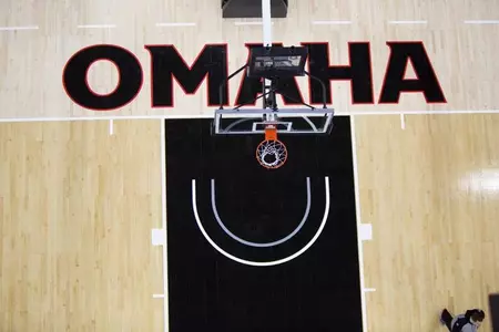 Mavericks Kick Off Annual Summit League Food Fight