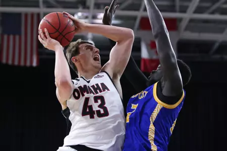 Missouri Outlasts Mavericks, 85-78 - Omaha Athletics