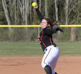 Barrow Leads Omaha in Split at the Jayhawk Invite - Omaha Athletics
