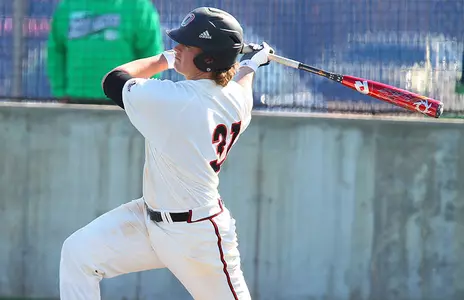 Omaha Sweeps Past South Dakota State, 14-7 - Omaha Athletics
