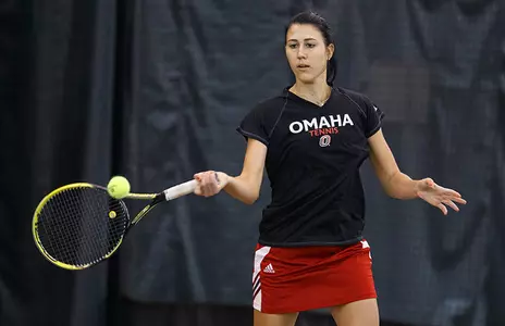 Mavericks Drop 5-2 Decision to Creighton - Omaha Athletics