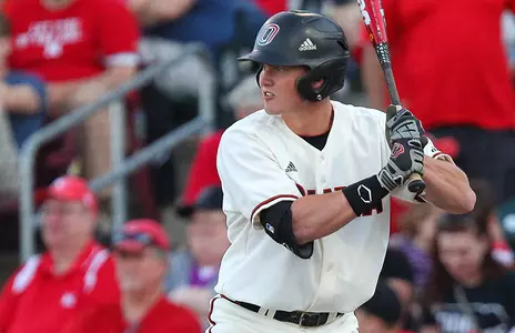 Mavericks Fall at No. 23 Nebraska, 8-6 - Omaha Athletics