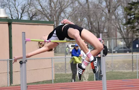 Mavs Break Meet Records at Dakota Duels - Omaha Athletics