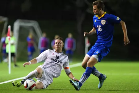 Irvin, Moulton Lead Mavs over UMKC, 2-1 - Omaha Athletics