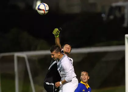 No. 22 Men?s Soccer Upset, 1-0, at Marquette - Omaha Athletics
