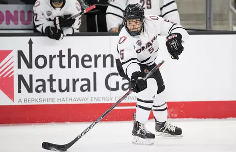 Mavericks Blank Trinity Western, 6-0 - Omaha Athletics