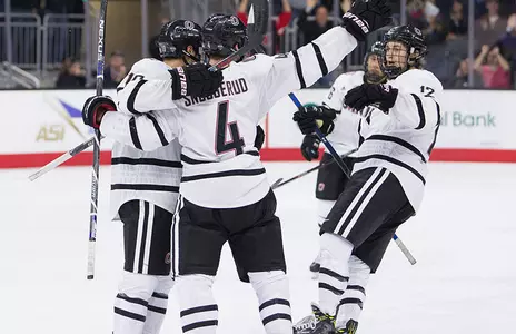 Mavericks Host No. 5 UMass Lowell - Omaha Athletics