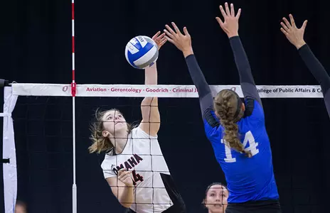 Omaha Falls in Sweep at South Dakota - Omaha Athletics