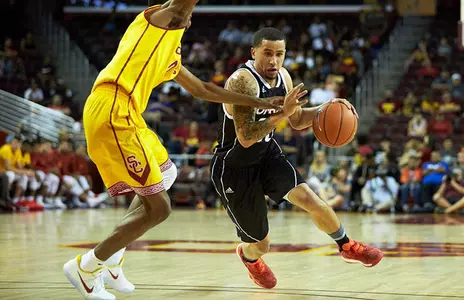 USC Sinks Mavericks With Late Rally, 82-72 - Omaha Athletics