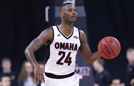 Mavericks Drop 81-68 Decision at K-State - Omaha Athletics