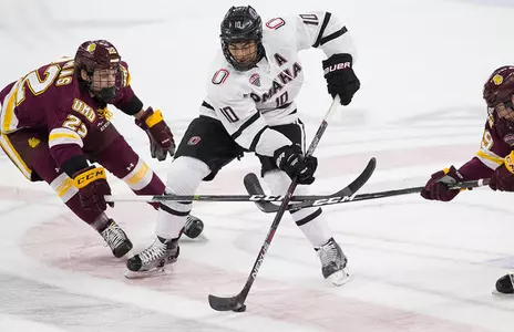 Bulldogs Outlast Mavericks, 6-4 - Omaha Athletics