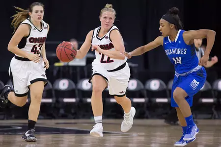 Omaha Cruises Past Indiana State, 72-45 - Omaha Athletics