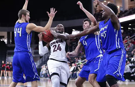 Fort Wayne Outlasts Mavericks, 94-90 - Omaha Athletics
