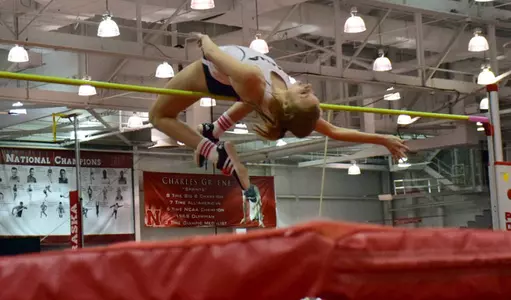 Ahrens Soars Back To Top of the Summit League - Omaha Athletics