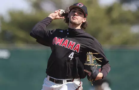 Omaha Splits Doubleheader at Fort Wayne - Omaha Athletics
