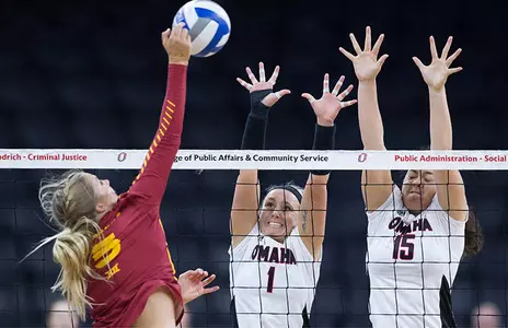Mavericks' Block Party Leads to Split in St. Louis - Omaha Athletics