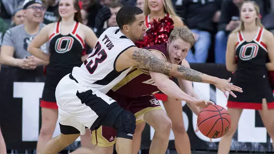 Tyus, Hollins Power Omaha Past Denver, 97-88 - Omaha Athletics