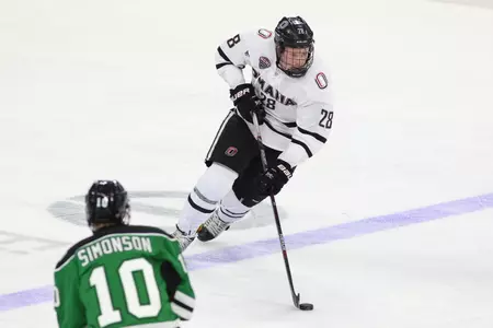 Mavericks Fall To North Dakota, 7-3 - Omaha Athletics