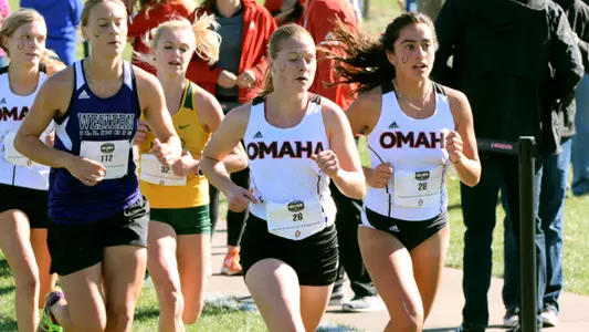 Willa Koenig, Renata Valquier Chavez at Summit Championship
