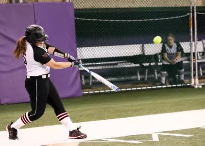 Omaha Drops Pair at Ramada-UNI Dome Classic - Omaha Athletics