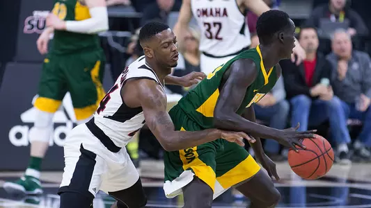 Mavericks Upend North Dakota State, 96-92 - Omaha Athletics