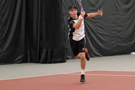 Mavericks Stop Saint Thomas, 7-2 - Omaha Athletics