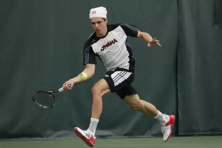 Grigorescu Falls in First Round of NCAA Singles - Omaha Athletics