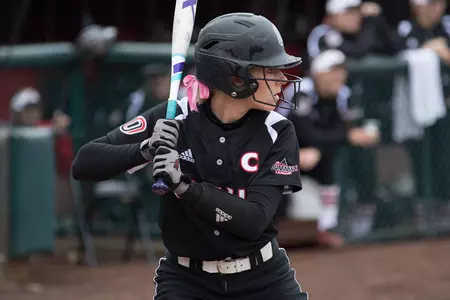 Mavericks Set for Weekend Showdown with South Dakota - Omaha Athletics