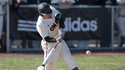 Homers Carry Omaha Past Western Illinois, 4-2 - Omaha Athletics