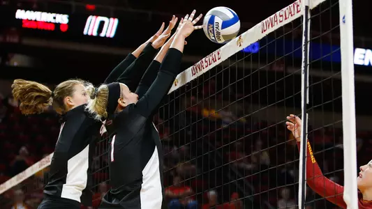 Anna Blaschko, Sydney O'Shaughnessy