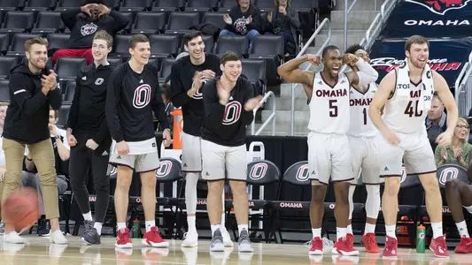 Omaha men's basketball bench
