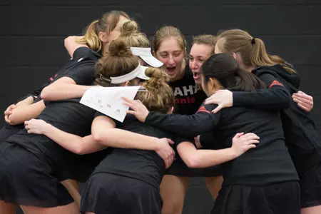 Women's Tennis Huddle