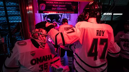 Hockey Tunnel Walk vs. Wisconsin