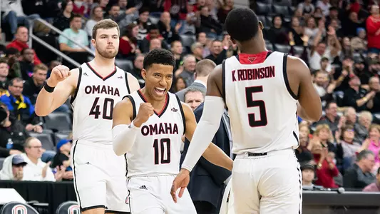 Omaha men's basketball bench celebration
