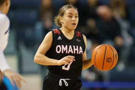 Alexis Pratt vs Creighton