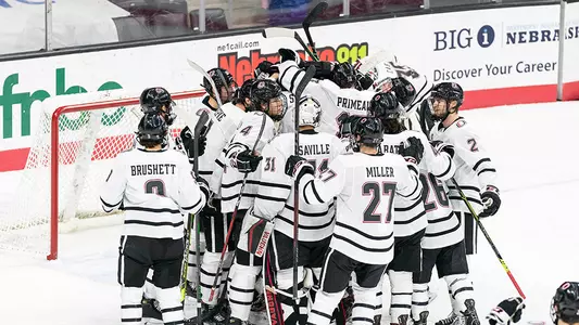 Hockey Huddle